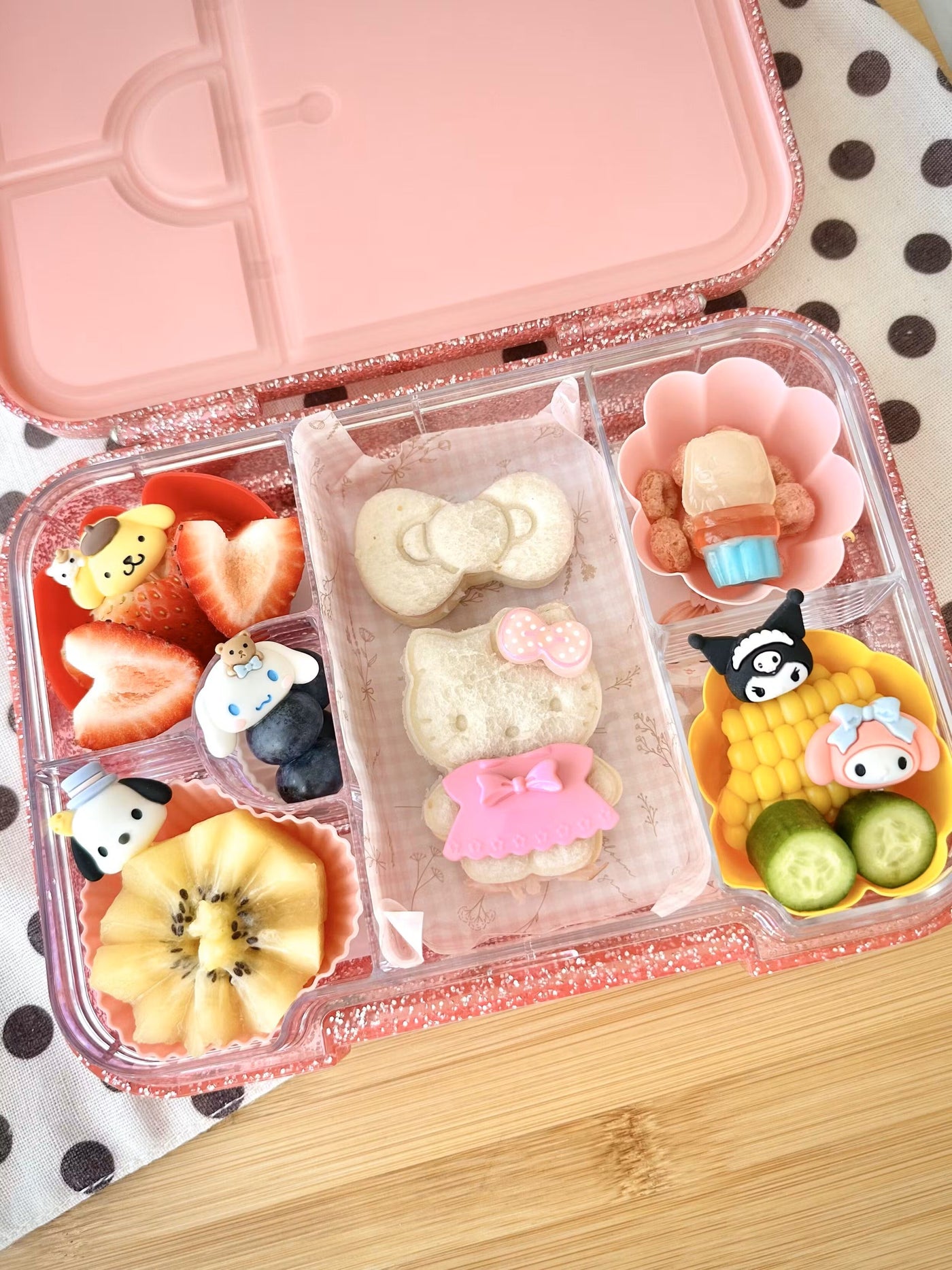 Bento Lunchbox (Medium) - Sparkle Pink Ballerina Hello Kitty lunch