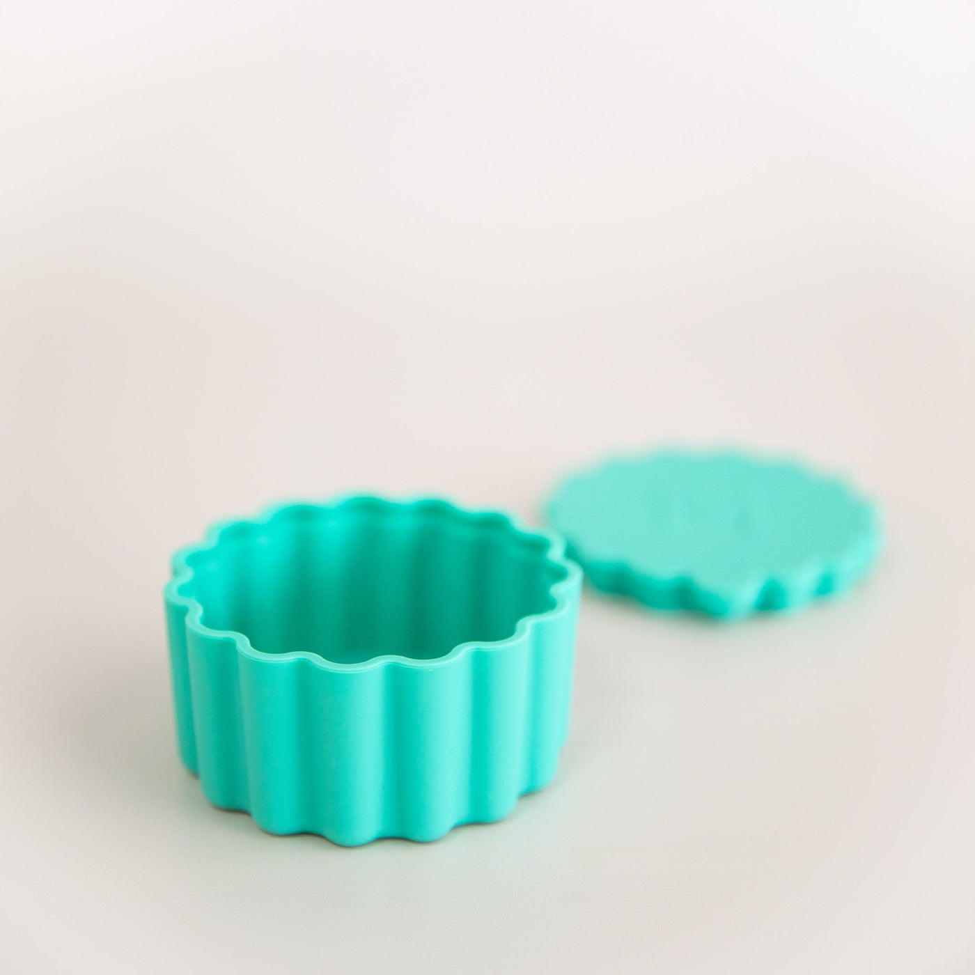 Silicone Scallop Tub - Lagoon - Mum Made YumAccessories